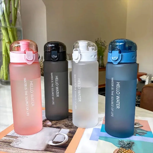 “Hello Water” Sports Bottle with Safety Cap and Handle — 780ml